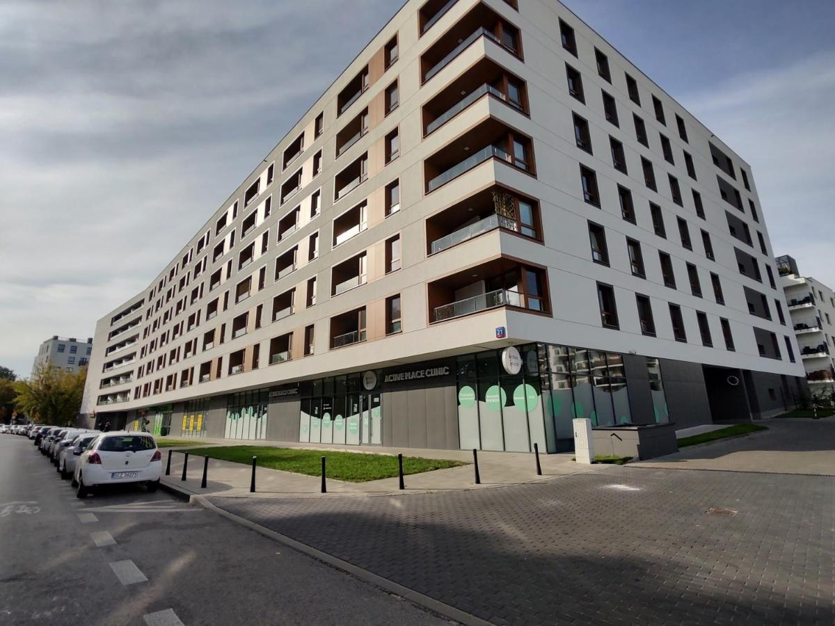 Apartamento Uroczy Apartament Z Miejscem Na Auto W Garazu Varsovia Exterior foto
