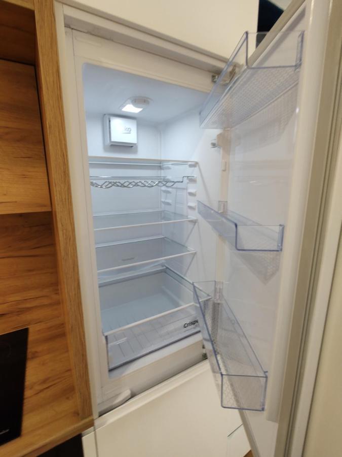 Apartamento Uroczy Apartament Z Miejscem Na Auto W Garazu Varsovia Exterior foto